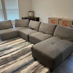 Grey Sectional With Adjustable Headrests 