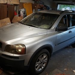 2004 Volvo XC90