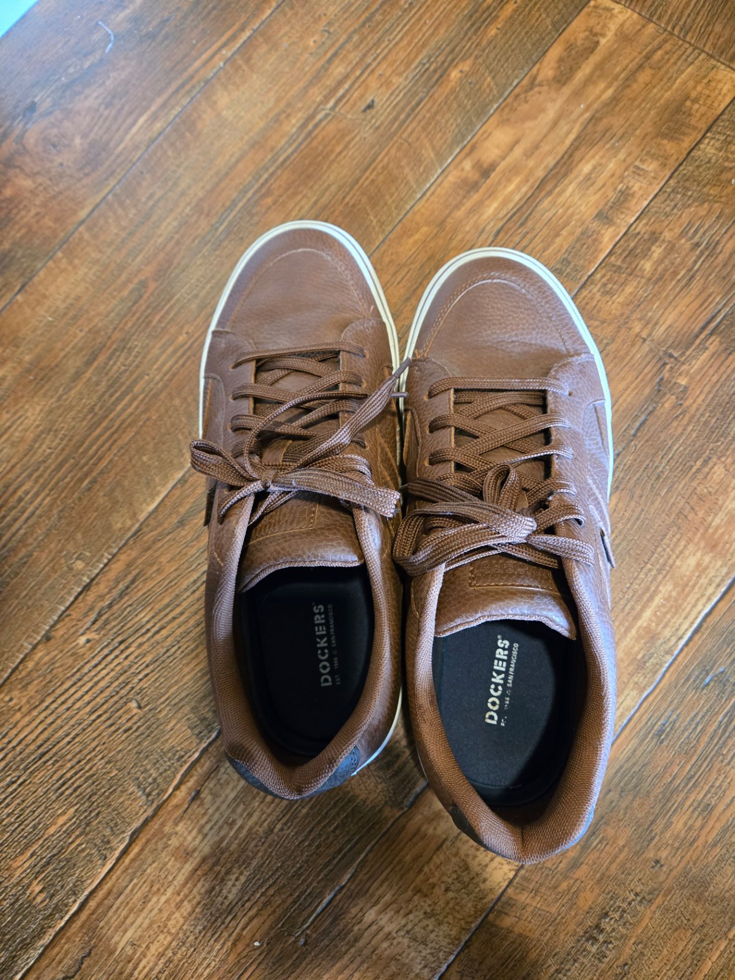 Spaingly Sparingly used Docker brown casual sneakers for Sale in Bellevue, WA ...