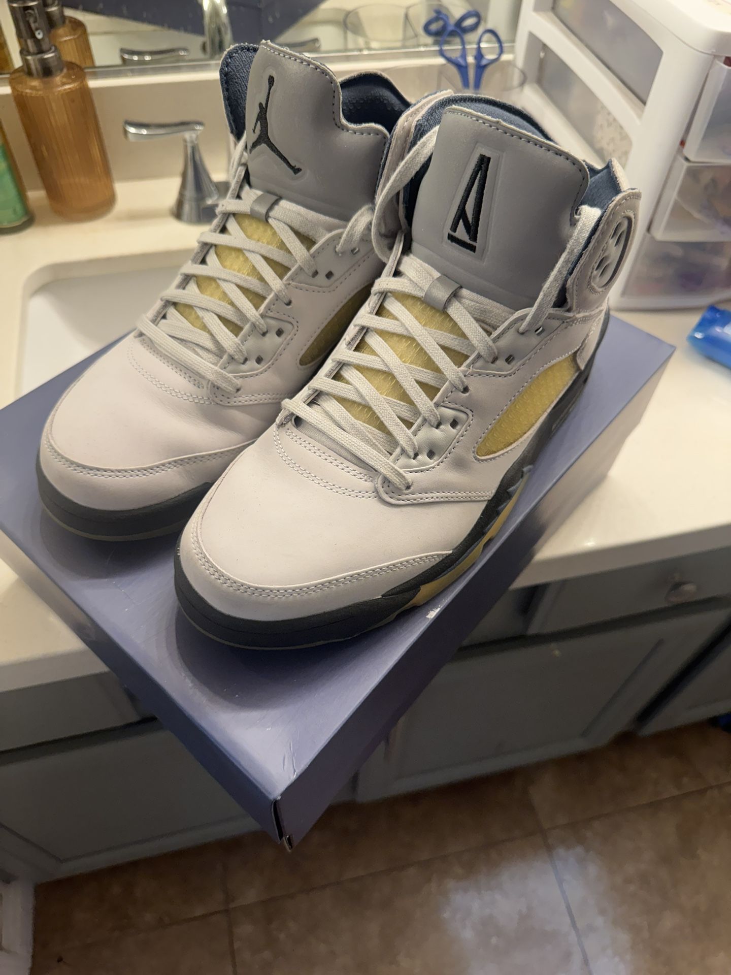 NIKE and more (Men Size 10)