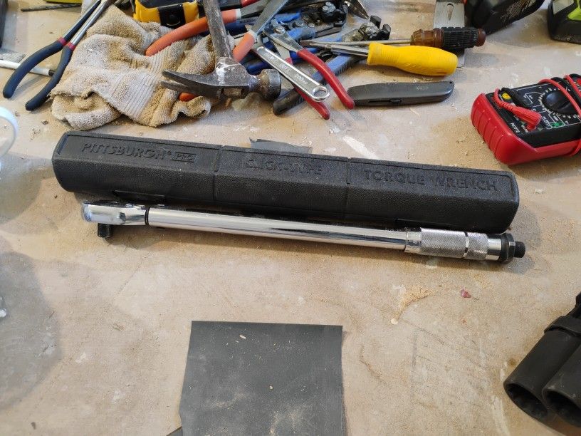 Pittsburgh Pro Click-type Torque Wrench
