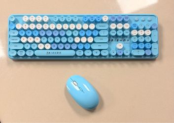Friends TV Show Wireless Keyboard and Mouse Set