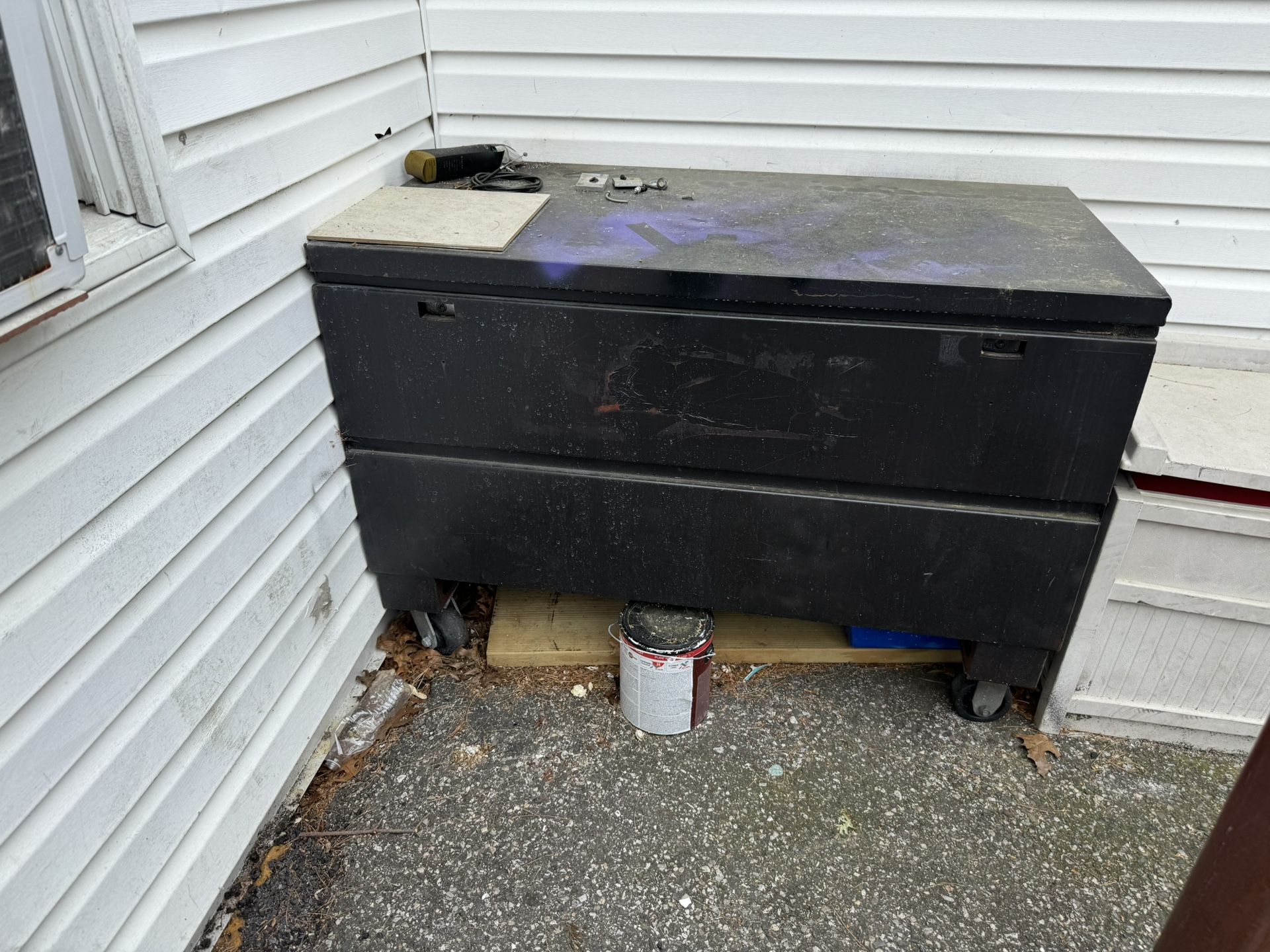 Metal Box