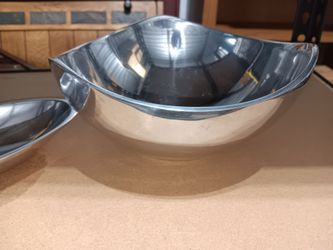 Stainless Steel Serving Bowl with Pour Spout