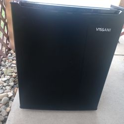 Mini Refrigerator 