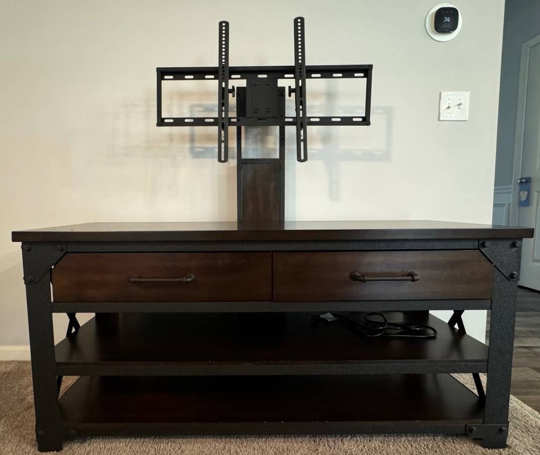 Bayside Furnishing TV Stand