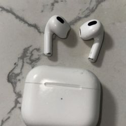 AirPods Pro 3 Used 