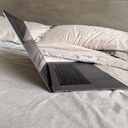 15 Inch MacBook Pro