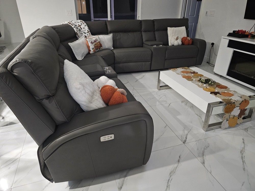 Sectional Recliner Couch