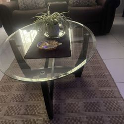 Coffee table and 2 small corner tables