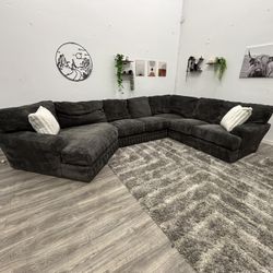 Sectional Couch Mammoth - Free Delivery