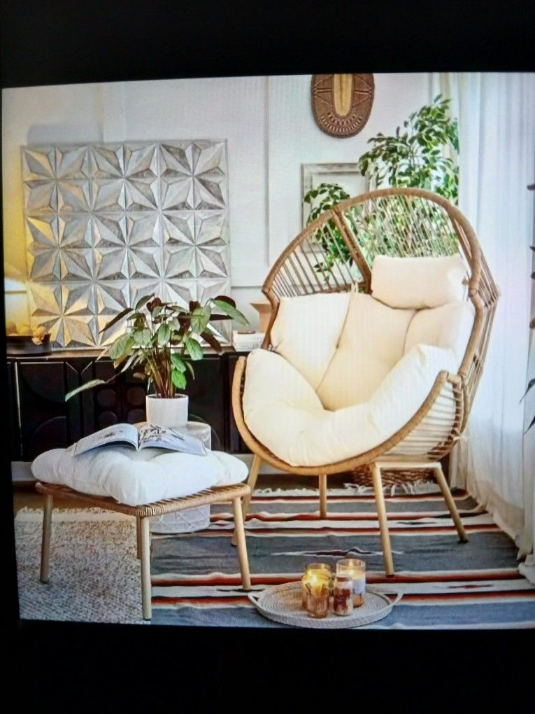 Wicker Egg Chair Ottoman
