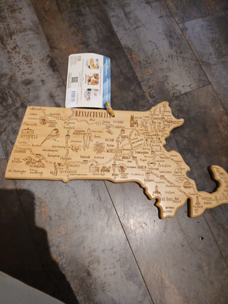 Massachusetts CuttingBoard