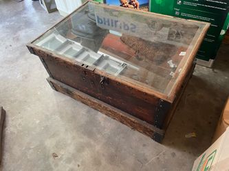 Vintage Steamer Trunk Coffee Table – Glass Top – Industrial Rustic Decor – E.R.D. Initials