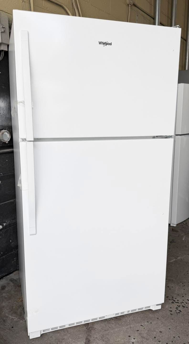 NEW Whirlpool 33” Top-Freezer Refrigerator