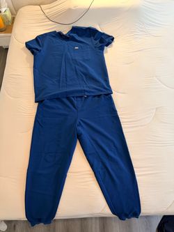 FIGS Teal Scrub Set – V-Neck Top & Jogger Pants