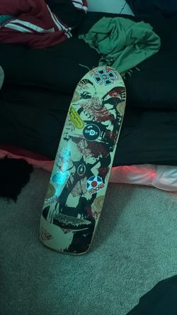 Skateboard deck