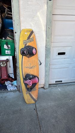 Liquid force wake board