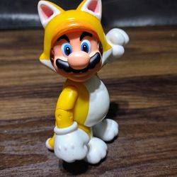 2016 Nintendo Yellow Super Mario Catsuit Figurine