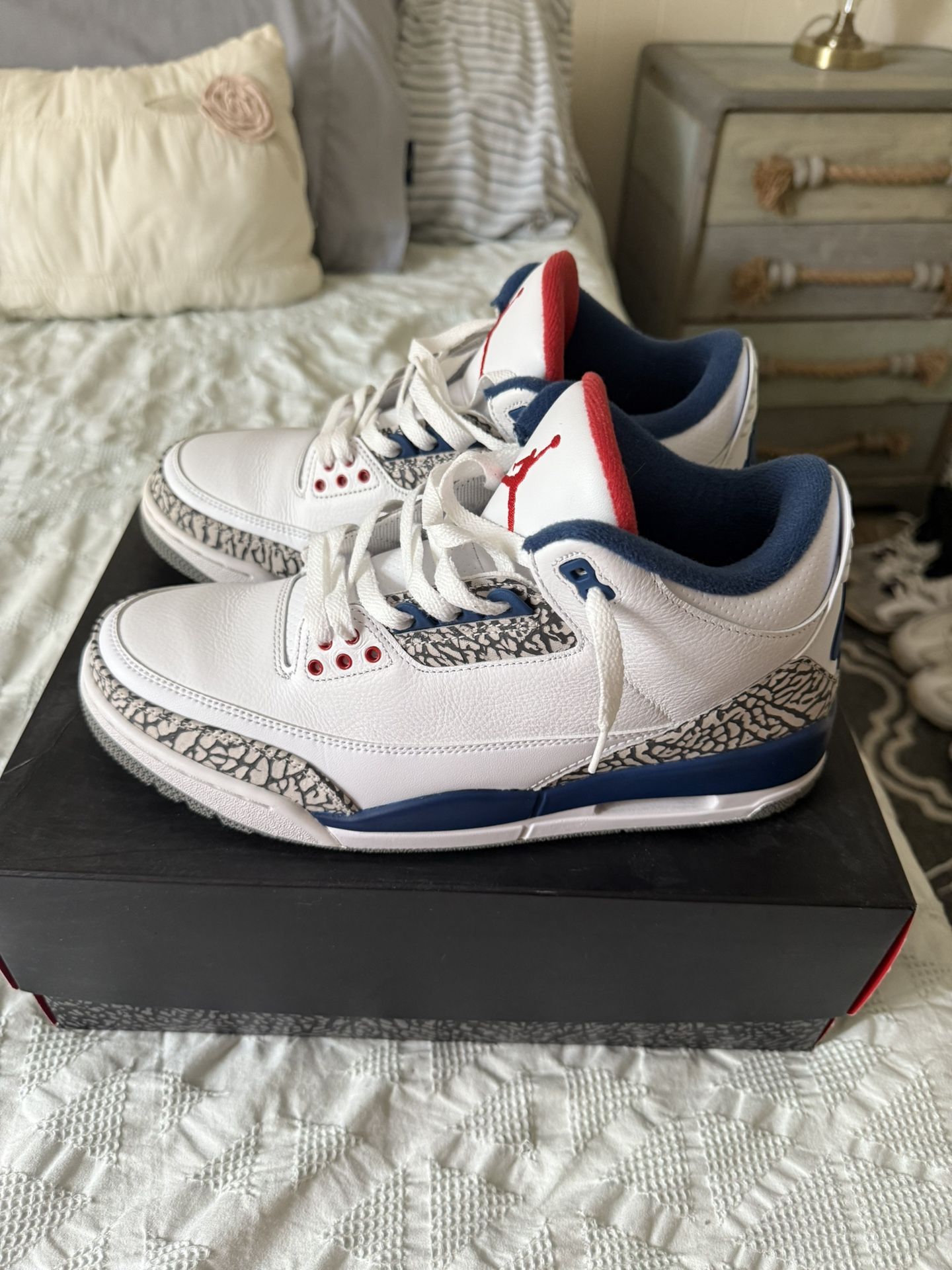 Jordan 3 True Blue 2016