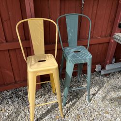 Two Hight Chair 