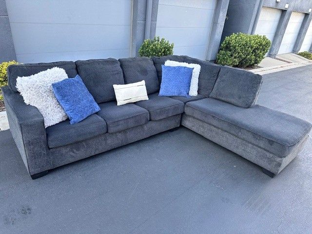 Grey Sectional Couch 