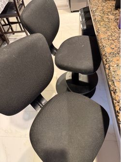Bars stools