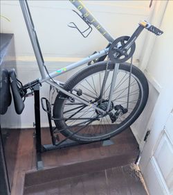 Freestanding Bicycle Floor Stand