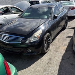 2013 Infiniti G37