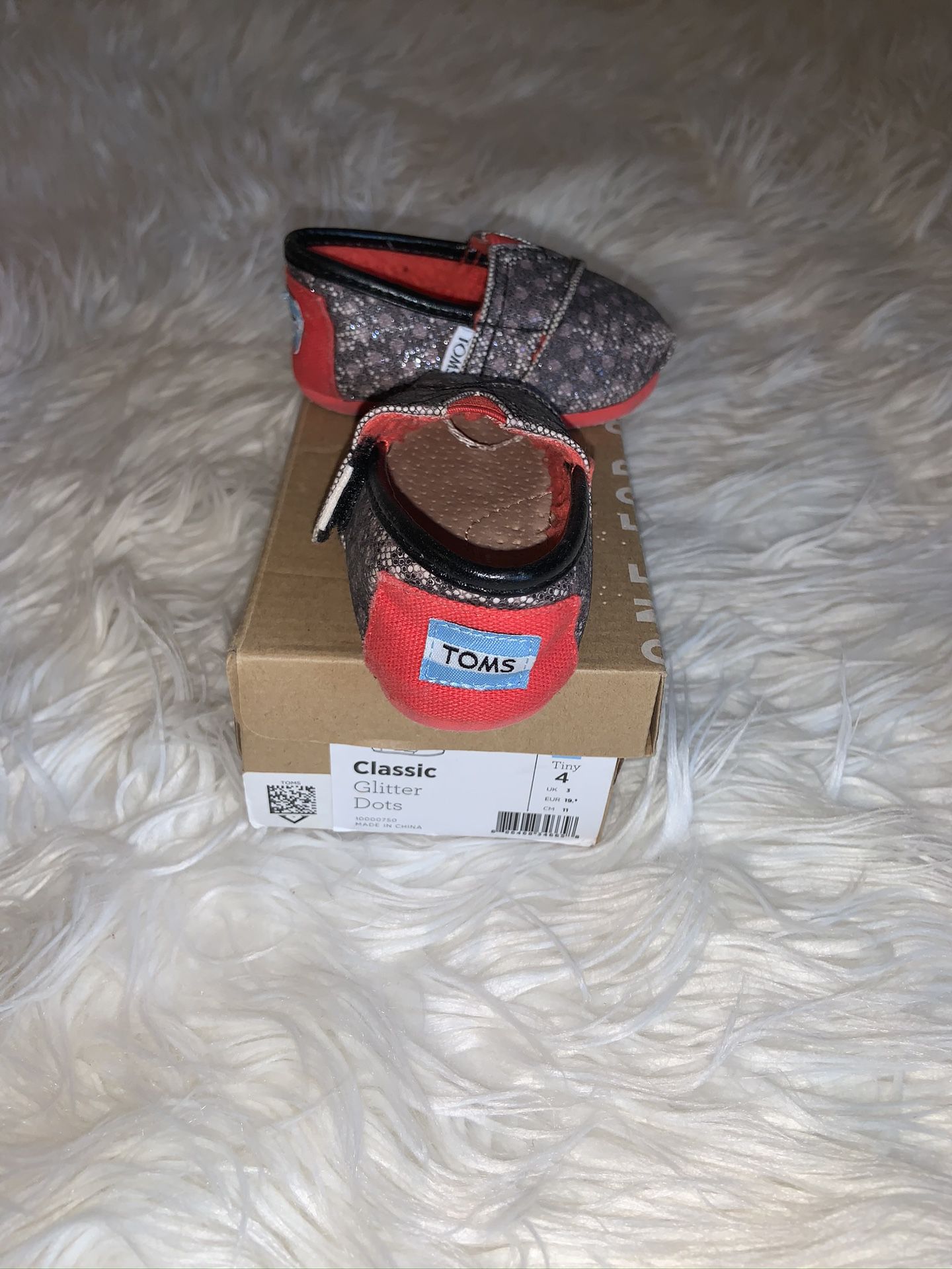 Toms girl shoes