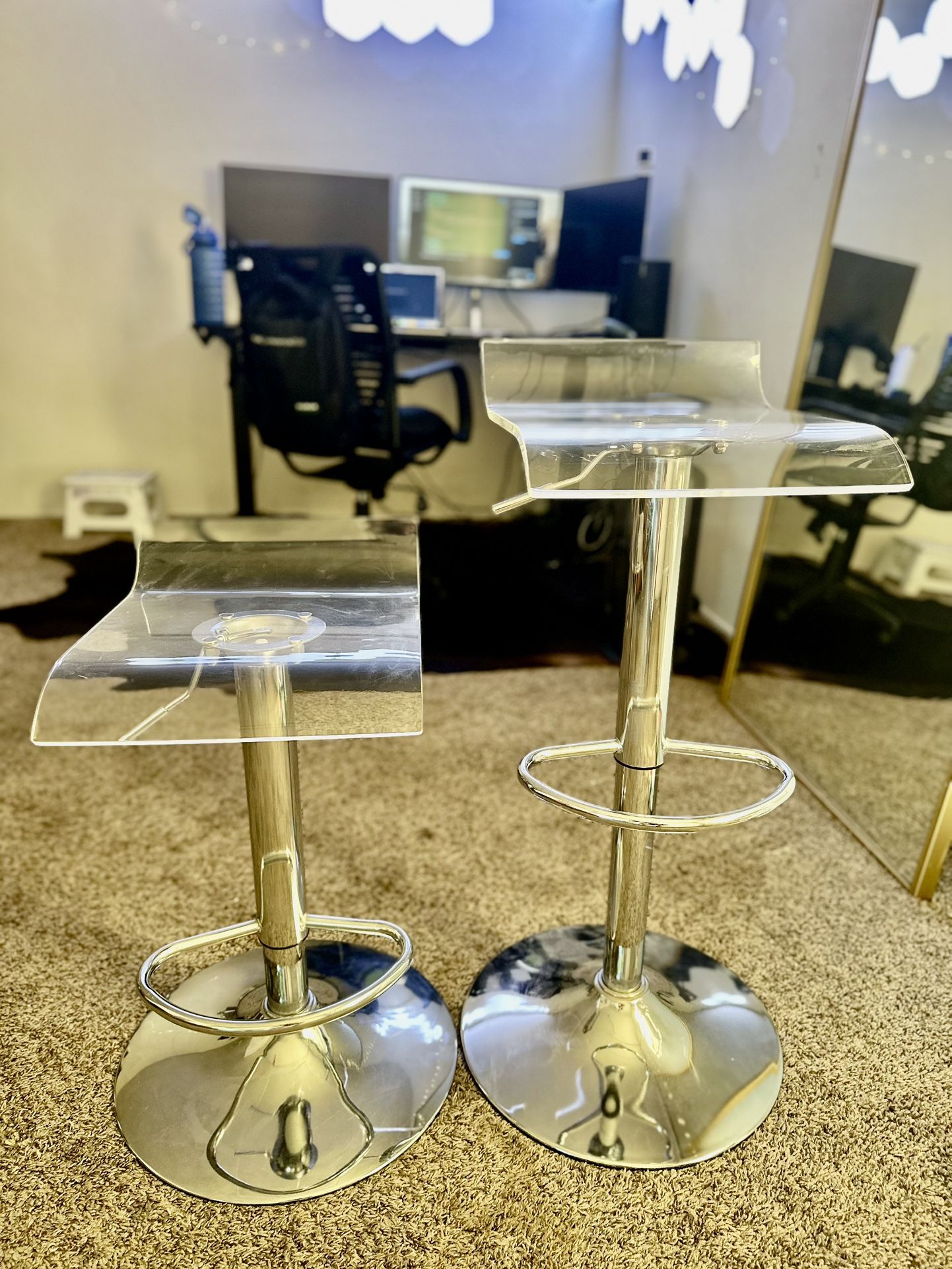 Adjustable Clear Acrylic Bar Stools 
