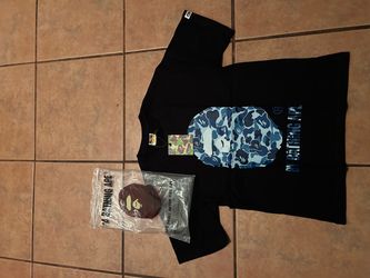 bape shirt size S prices are negotiable