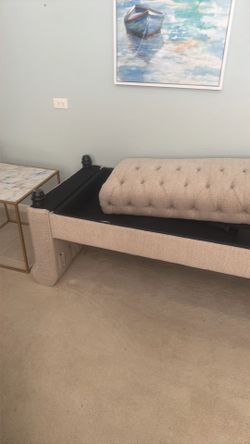 Beige couch wobbly leg but sturdy
