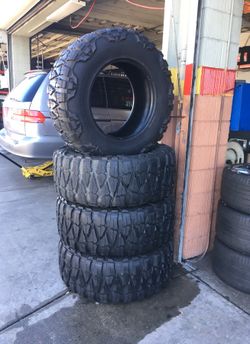 37x12.50x20 USED SET