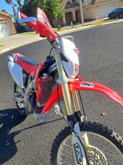 2006 honda crf 450x  in perfect conditions