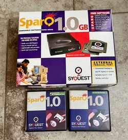 SyQuest SparQ 1.0GB Removable Cartridge Hard Drive