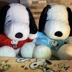 Snoopy Plushies 