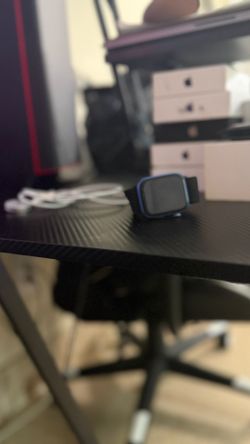 Apple Watch 7 read the description
