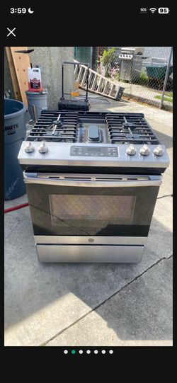 GE stove for sale