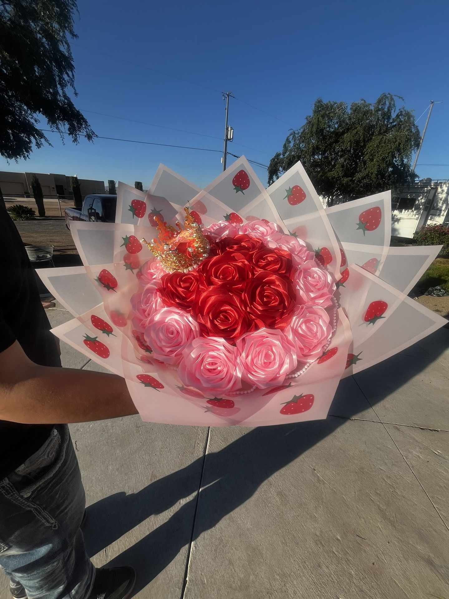 strawberry bouquet 