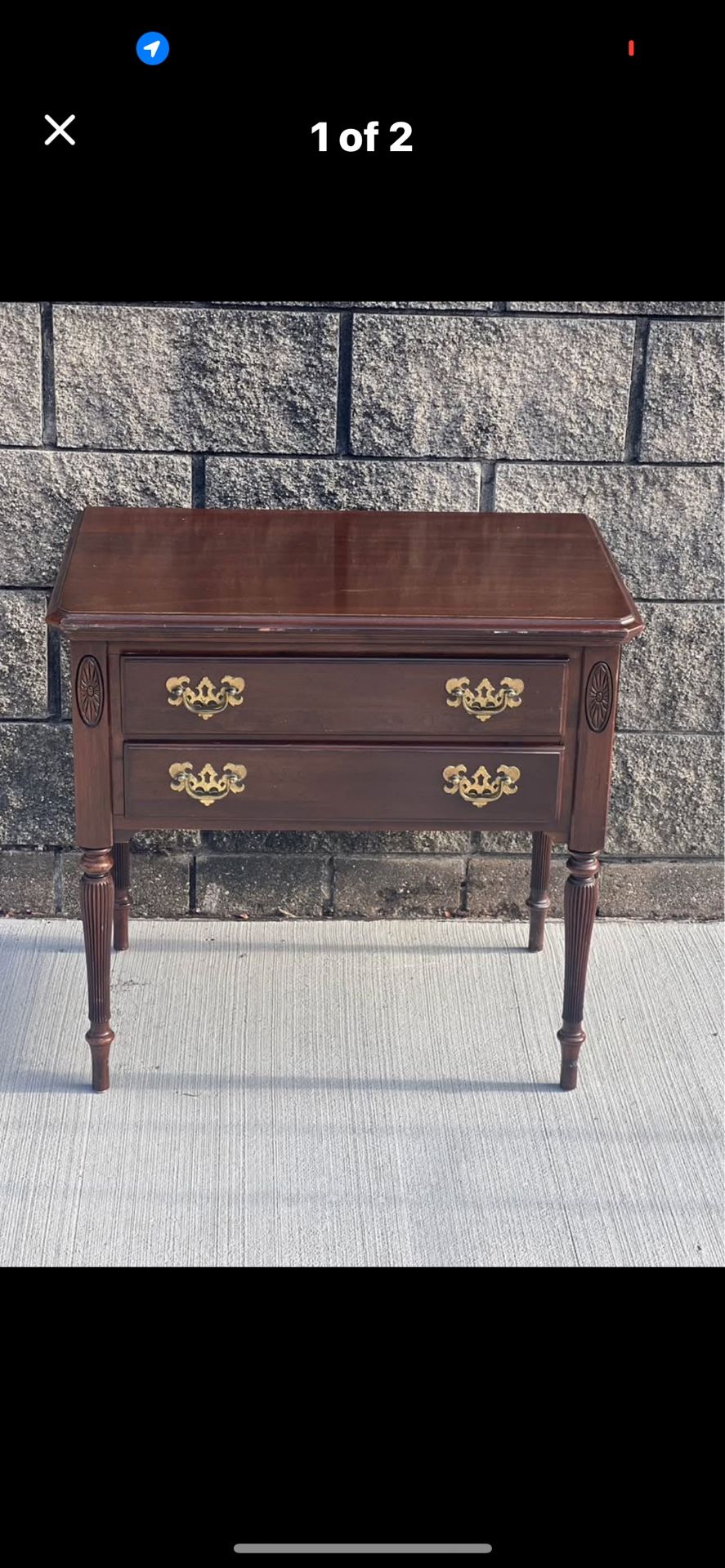 Ethan Allen accent table 