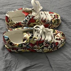 Women’s Tennis Shoes