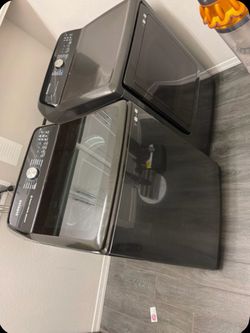 Samsung Washer and Gas Dryer Set