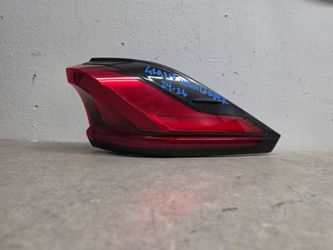 Right tail light toyota grand highlander 2024 2025 2026