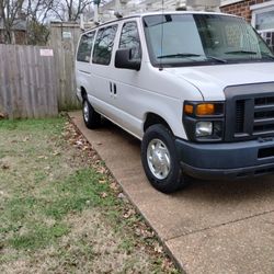 FORD ECONOLINE 250 Cargo VAN