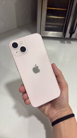 iPhone 13 pink