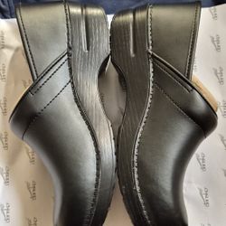 Dansko Nurse Shoes 