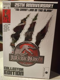 Jurassic Park 25th Anniversary Velociraptor Collector Edition