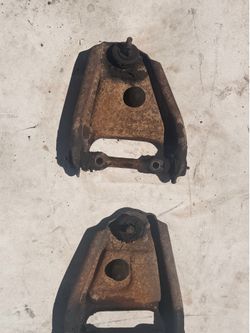 OEM 1967 Chevy c10 upper and lower control arms w/drum brakes