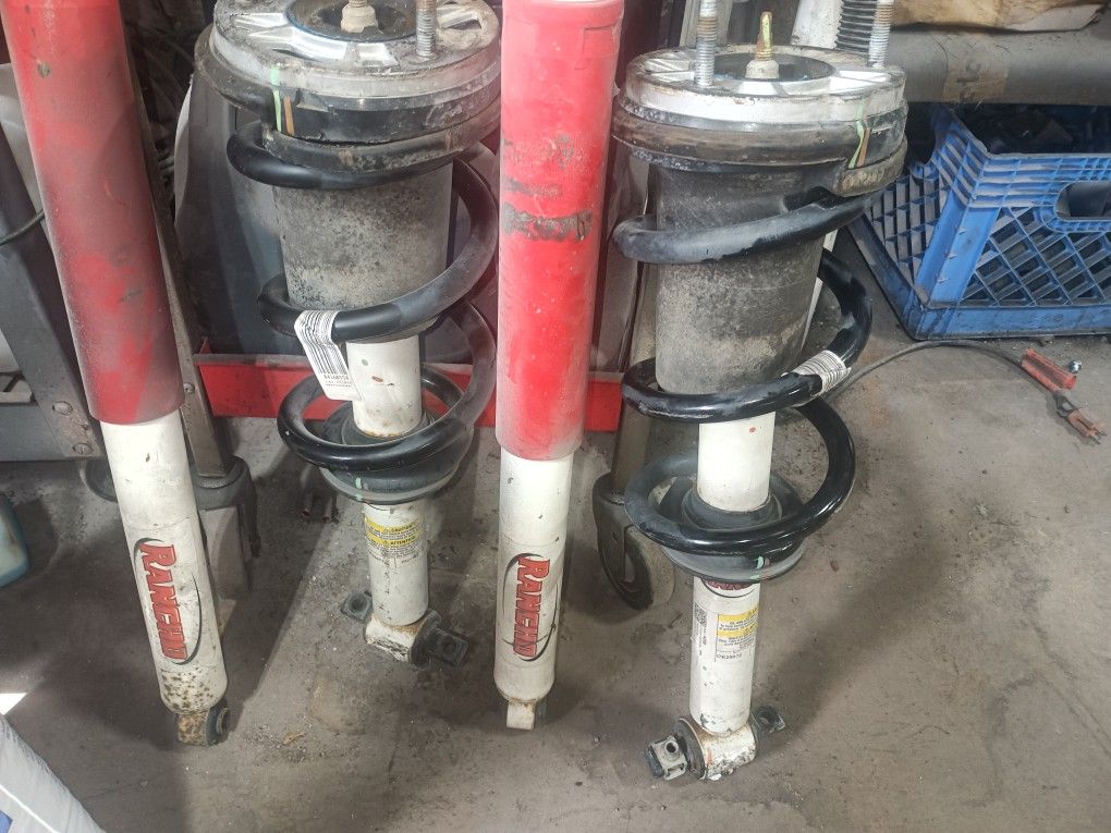 SUSPENSION PARTS